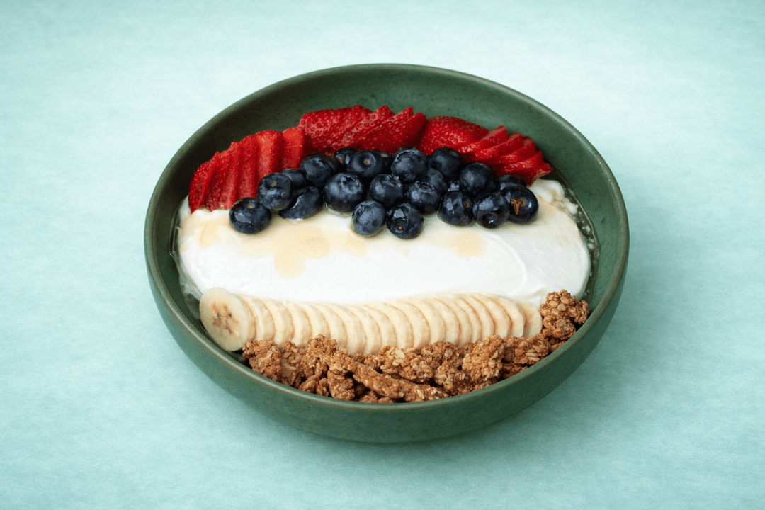 Granola & Yogurt Bowl
